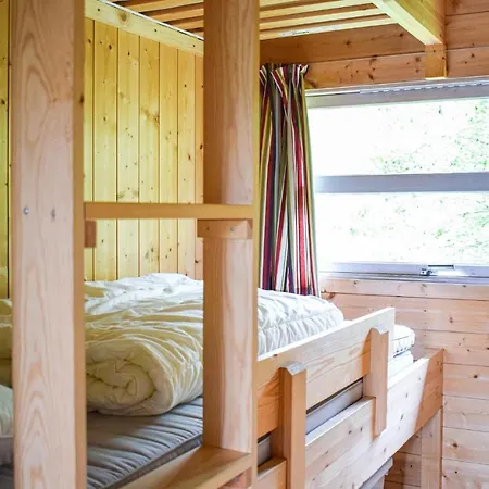 3 Bedroom Beautiful In 펜션 *